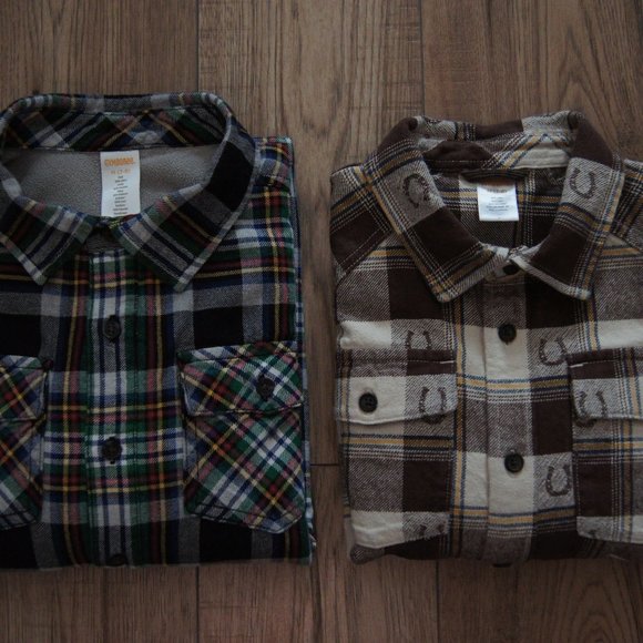 Group of 2 Boy's Button Down Shirts - Picture 1 of 13